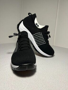 Comfort Wear Women’s 40 (8.5)  Black/White Shoes Orthopedic Sneaker